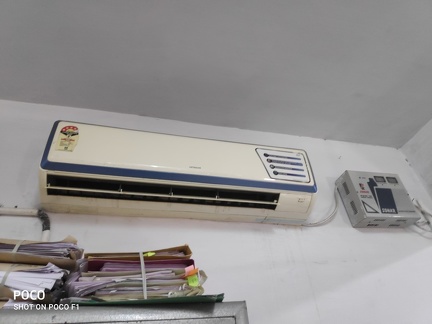ENERGY EFFICIENT 4 STAR RATED AIR CONDITIONING UNIT IN OFFICE